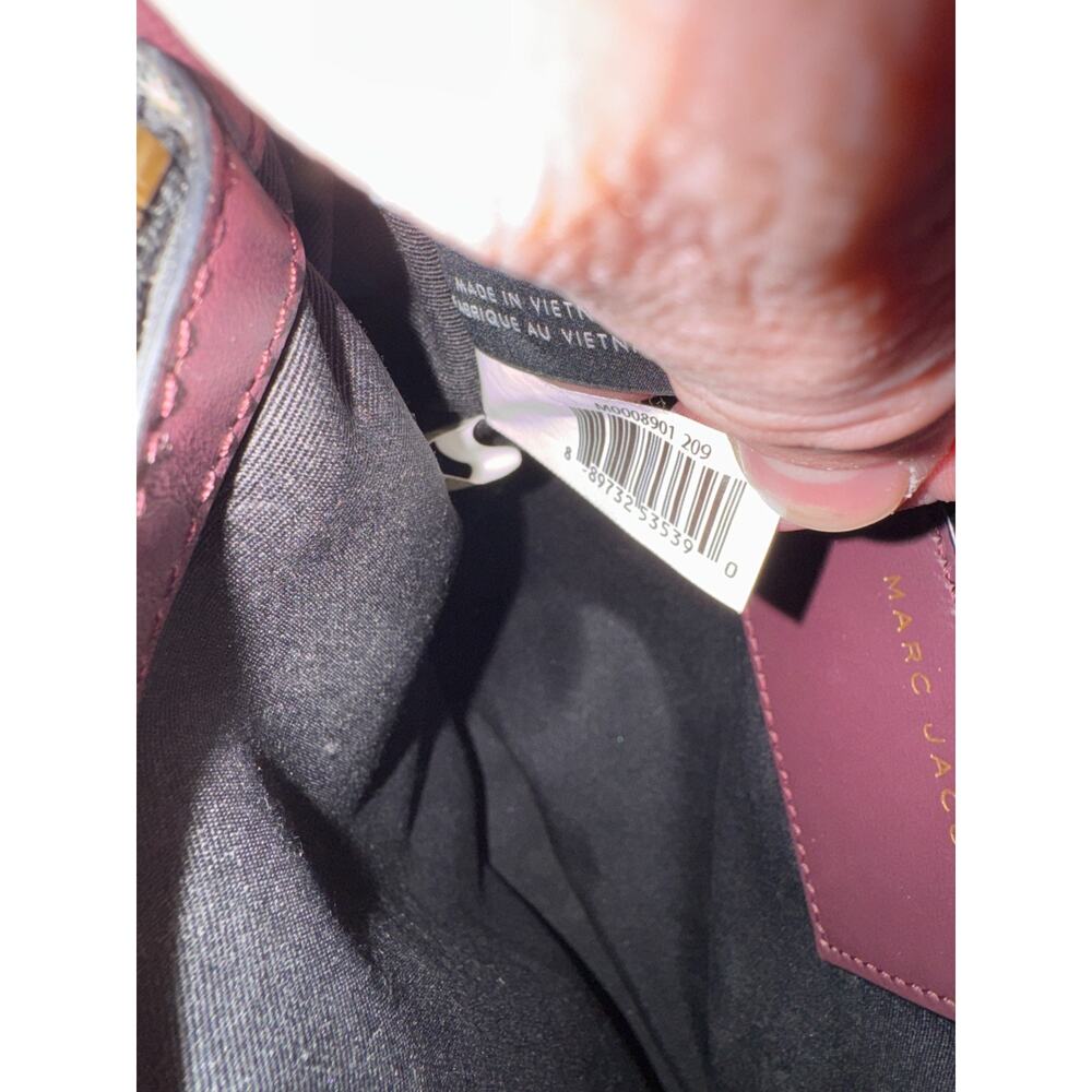 Marc Jacobs Burgundy Leather Madison North South Tote Hand Bag - Picture 11 of 13